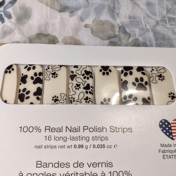 Color Street Nail Polish Strips Party Paws - Picture 2 of 3